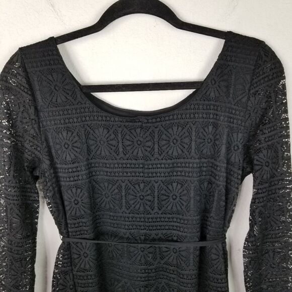 Liz Lange For Target  Maternity Lined Black Lace Dress‎ - Picture 5 of 10